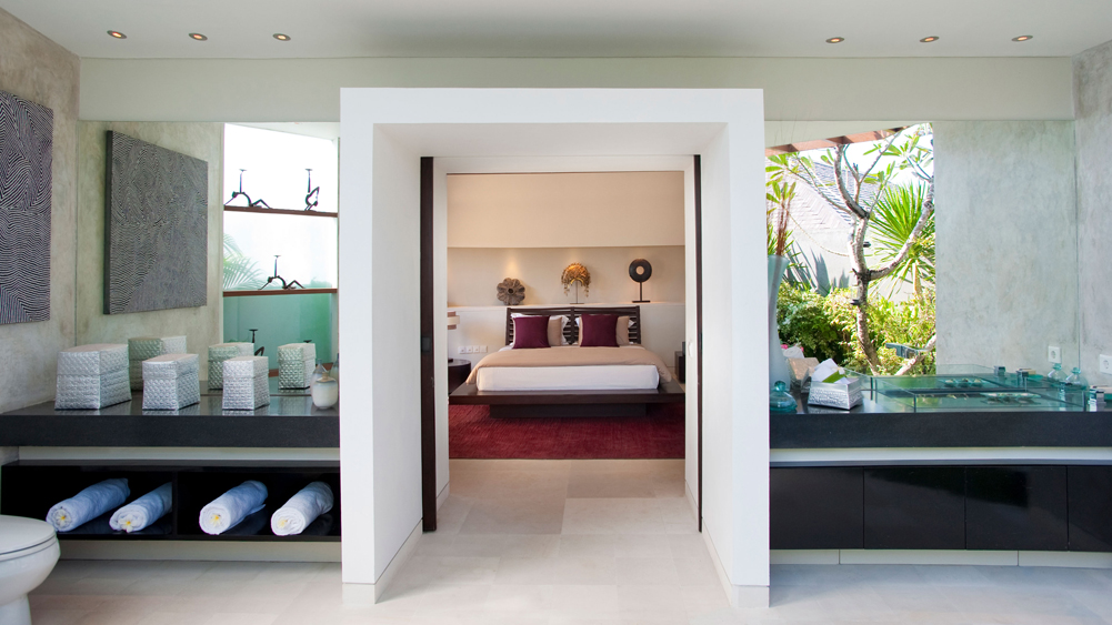 The Layar - 3 bedroom - Bedroom and bathroom